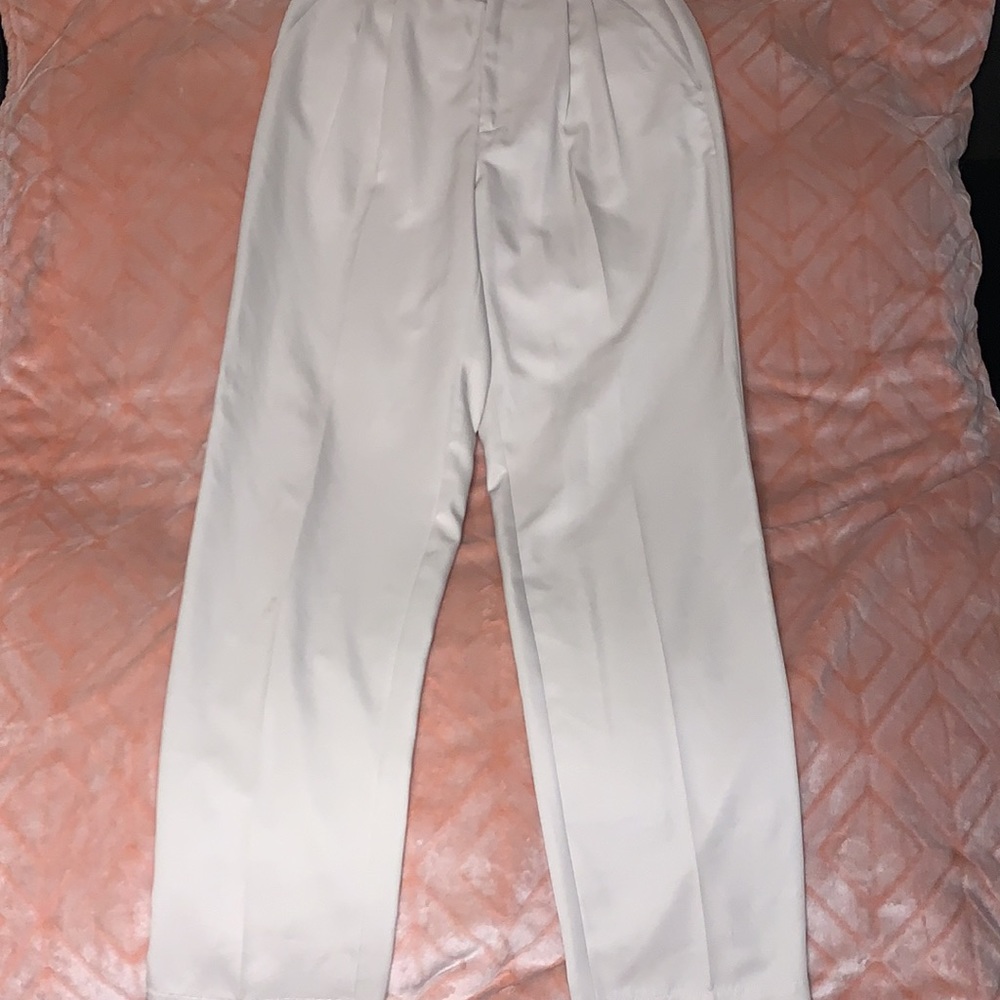 Excellent Women’s Slacks Size 8 HAGGAR Comfortable!!! ***MUST SEE***